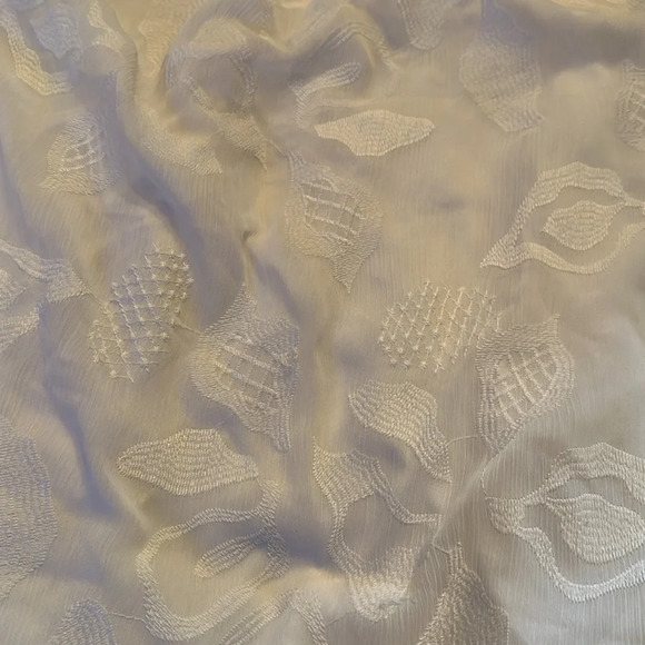 MAX STUDIO  BNWT Stunning white dress - Picture 3 of 5